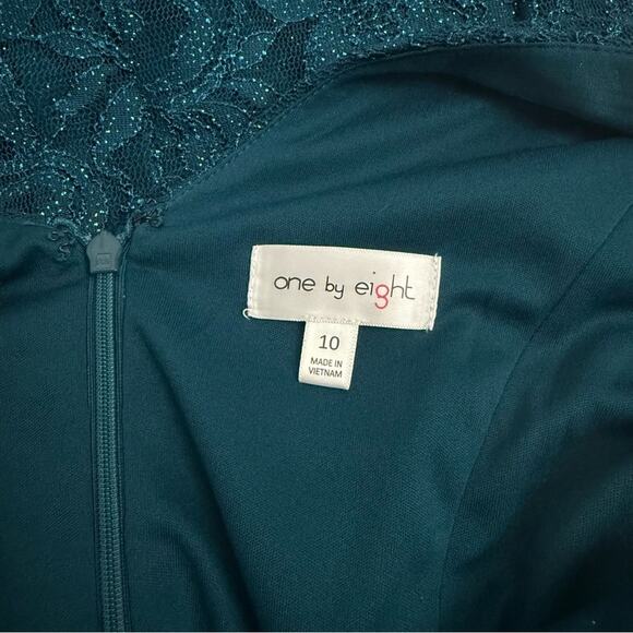 NWT One By Eight Sparkly Double Lined Lace Formal Dress - Picture 13 of 13